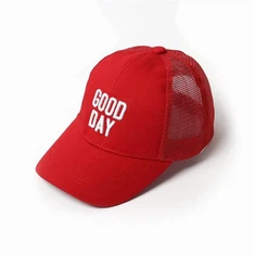 boné trucker de cor pura Private Label